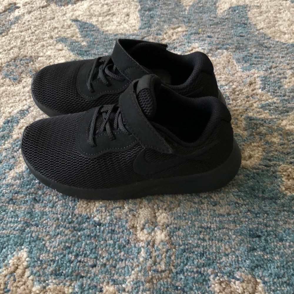 Nike Sneakers - Kids
